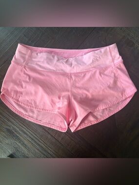 NWOT Lululemon Speed Up Shorts Size 6 Low Rise 2.5” Miami Pink Zip Pocket